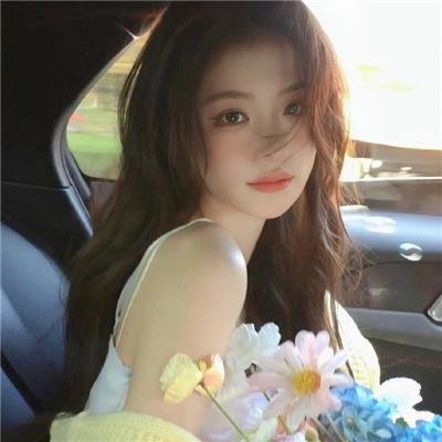 碧窗艳影